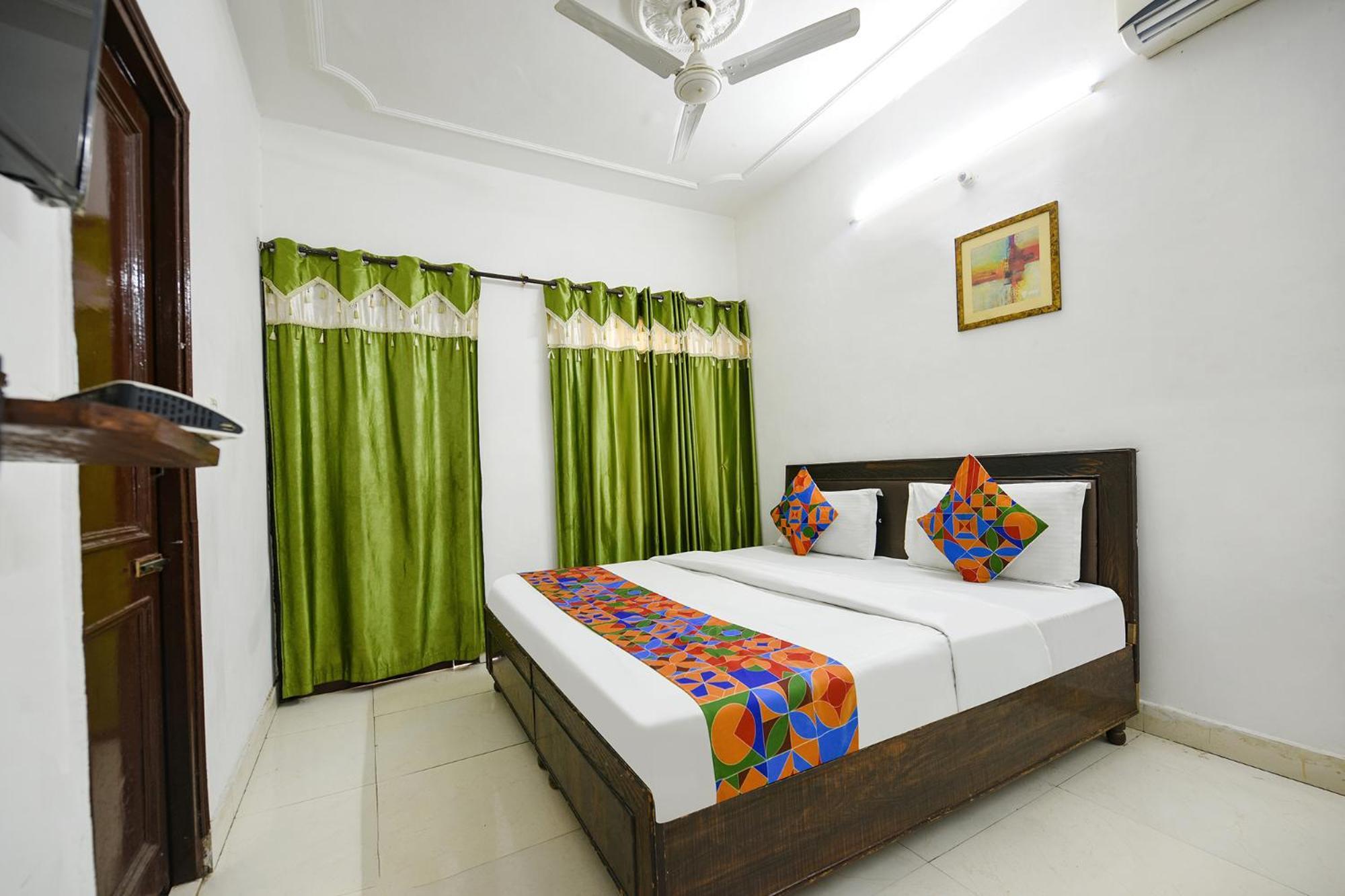 Hotel Diamond Ring Chandīgarh Exterior foto